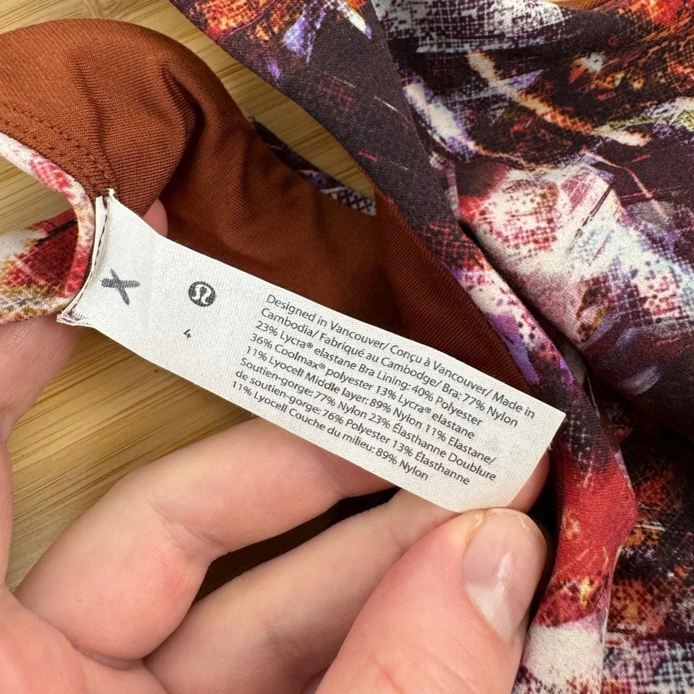 Lululemon Wunder Train Urbantricity Long Line Bra‎ Size 4 Abstract Print